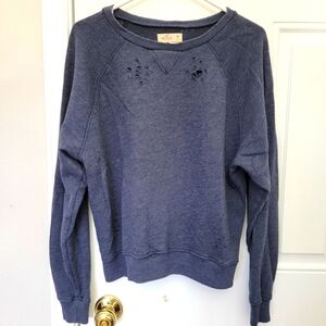 Hollister Women's Relaxed Fit Distressed Blue Crew Neck Sweatshirt Size Medium
